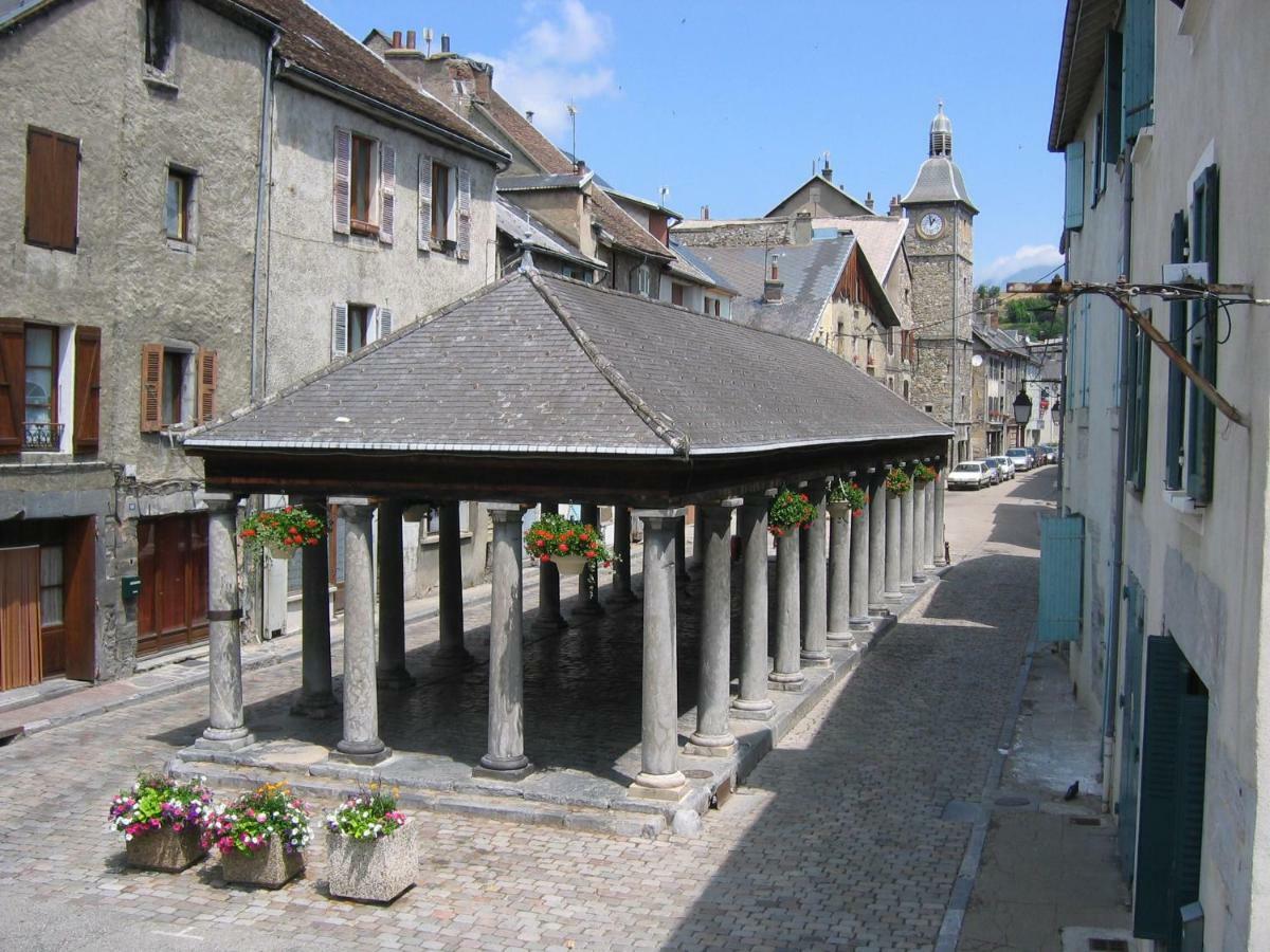 Studio Des Alpes La Mure  Buitenkant foto